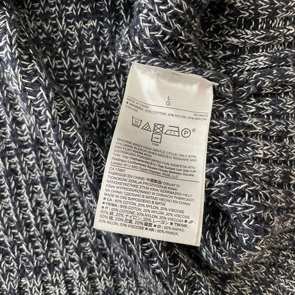 Banana republic sweater - Picture 3 of 3